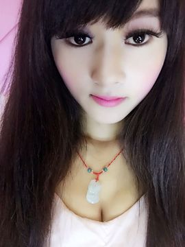 没人爱的小叶蝶主播照片