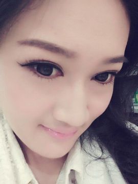 我是艺宝主播照片