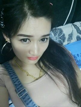 我是艺宝主播照片