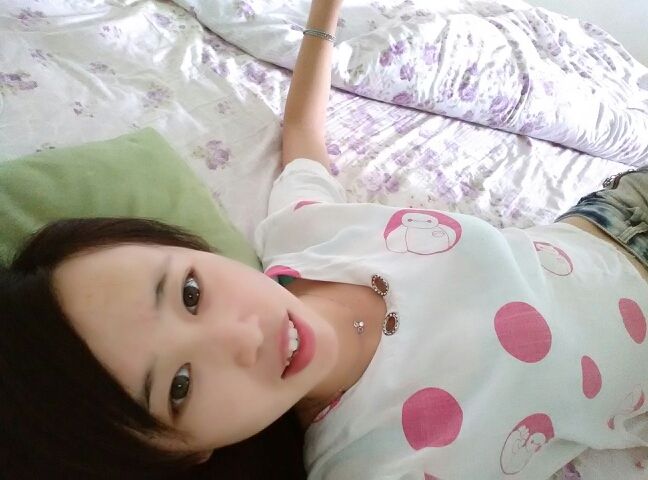杨小浠的主播照片