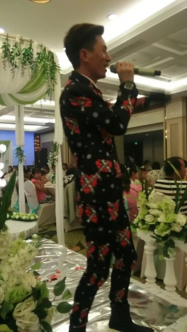 歌手?阿華?的主播照片