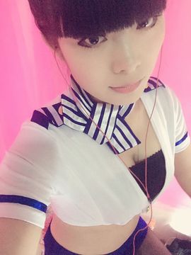 张默默a主播照片