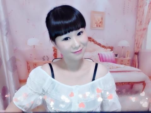 新人歌手王小瑟海报