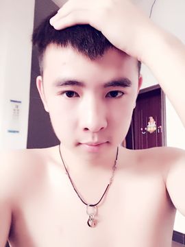 MC丶舒子主播照片