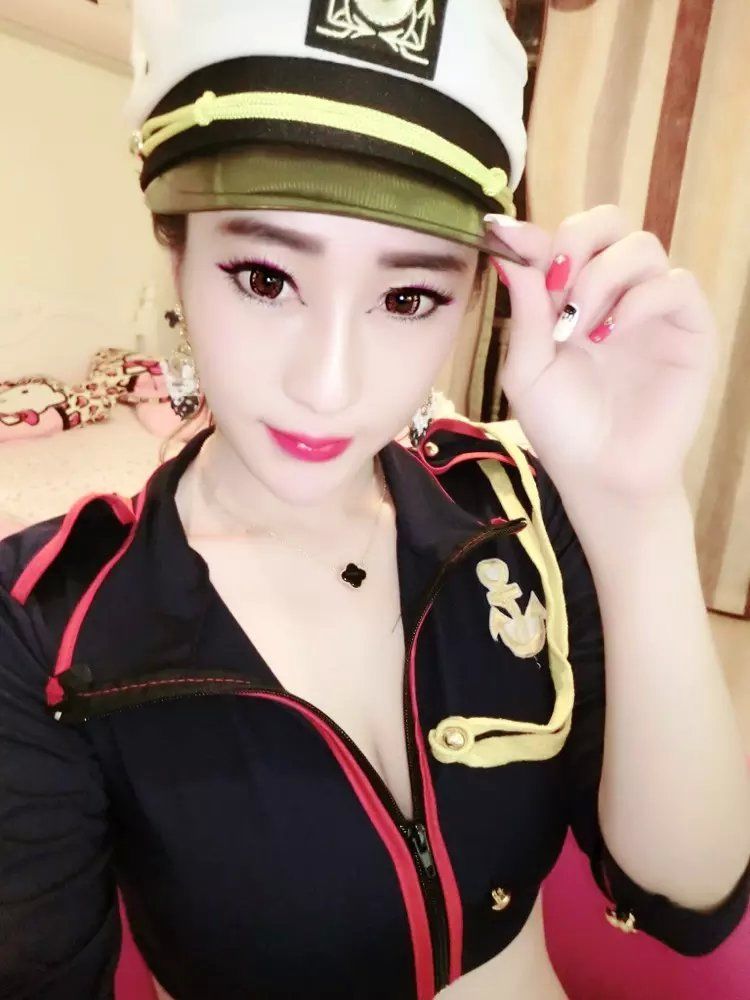 ╰❥丶谁在爱你﹍☂的图片