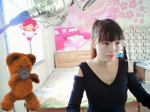鄂美人的主播海報