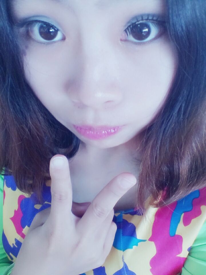 不美不萌不漂亮j的主播照片