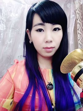 怜梦馨儿主播照片