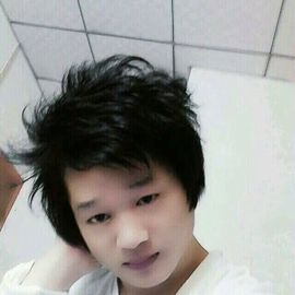 ★金钱磨灭了爱★何必主播照片