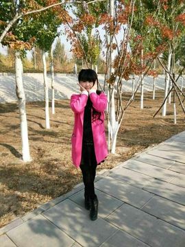 无极★小七主播照片