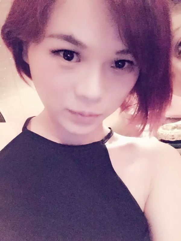 小小王妃的主播海报