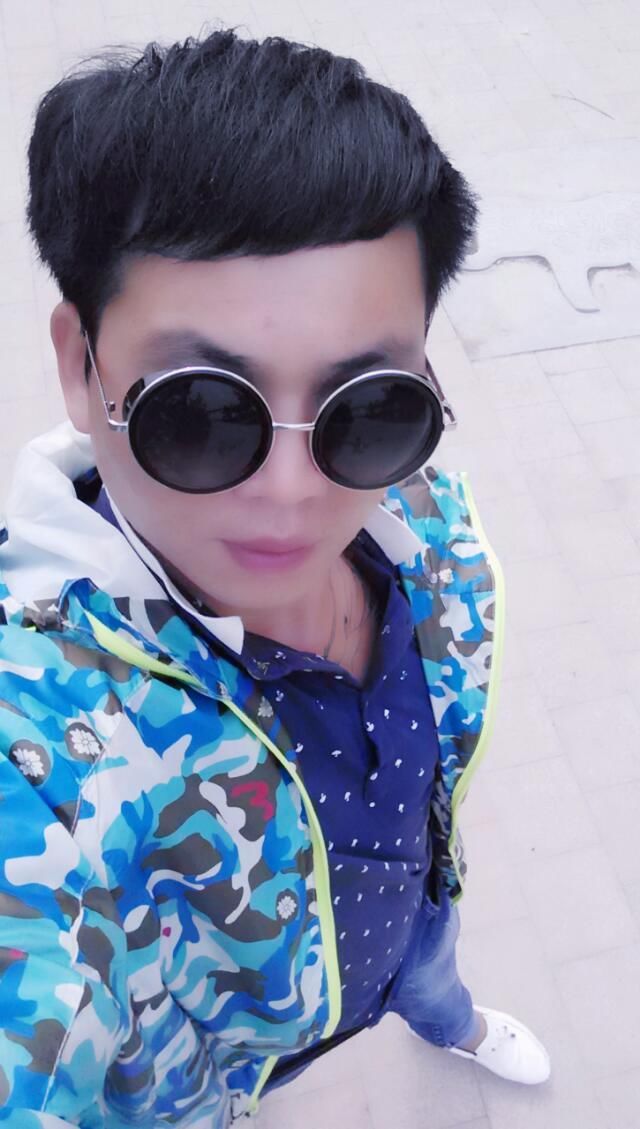 奋斗f0j的主播照片