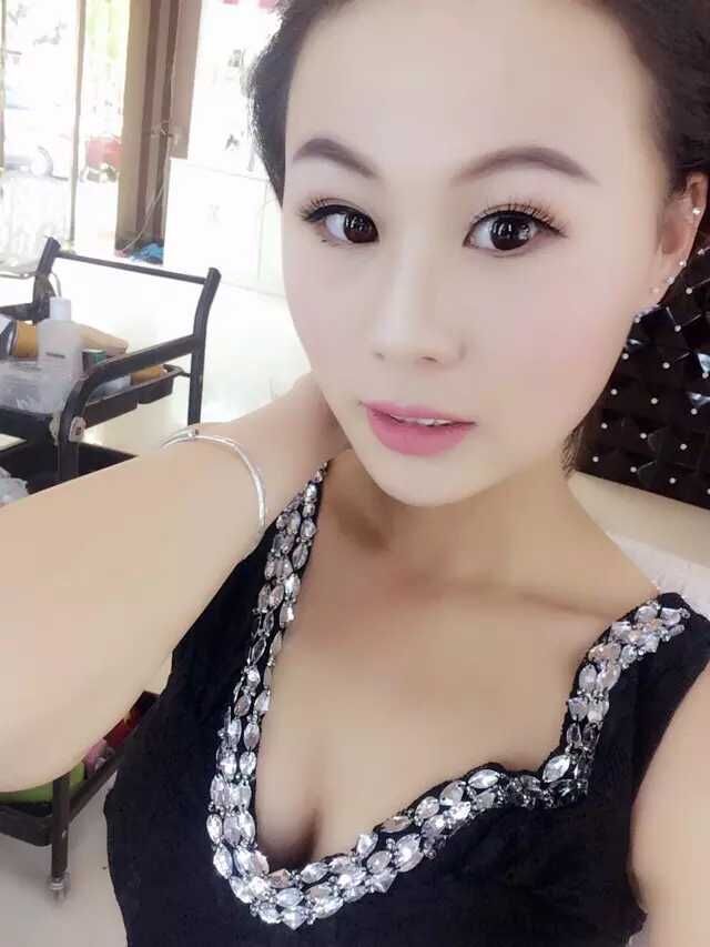 兄弟哪跑的主播照片