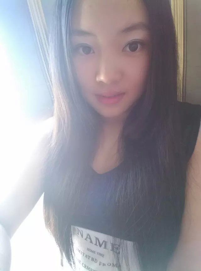 上官小妹主播照片