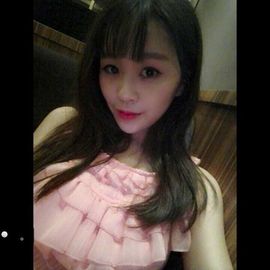 小炫迈NIUNIU主播照片