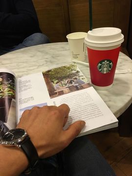 小冰大闸蟹养殖基地主播照片