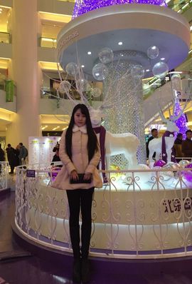 小小西521主播照片