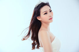 风中的风铃主播照片