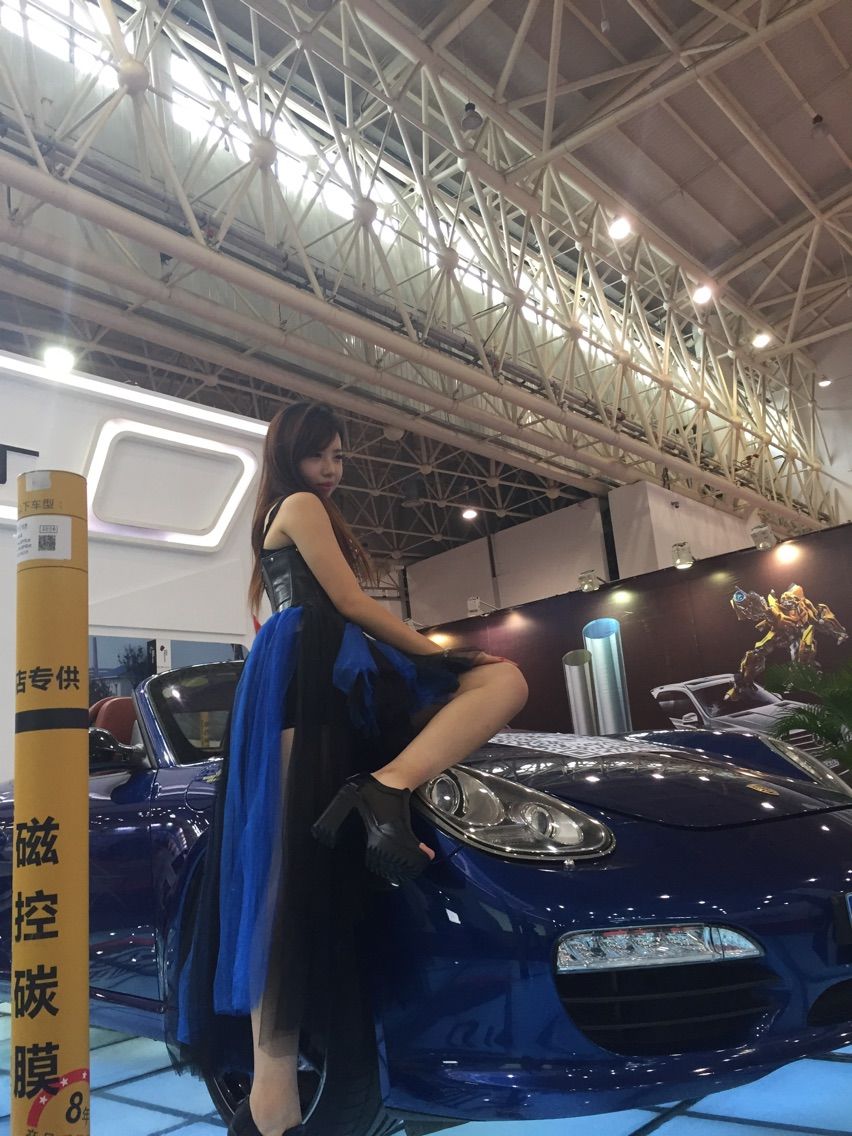 *Tina的主播照片