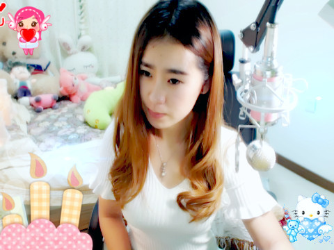 雅雅、等一个怀抱的主播海报