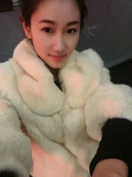 慕斯沐丝主播照片