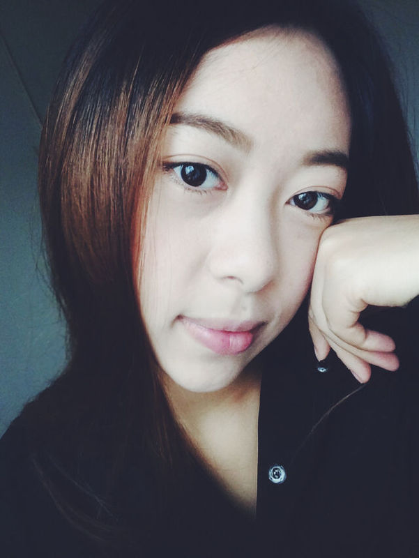 WK艾琳娜的主播海报