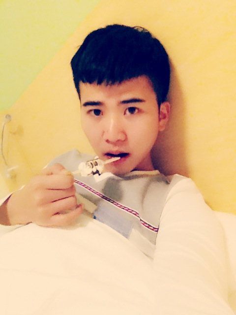 露宝的松哥主播照片