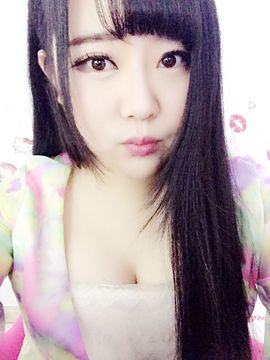 小小西521主播照片