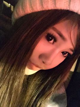 你们家的秀妍还在主播照片