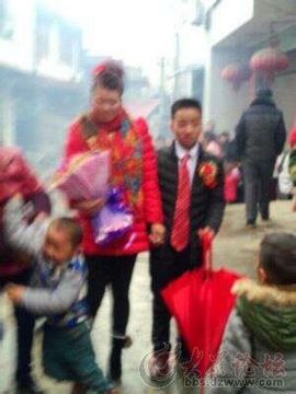 姚发明主播照片