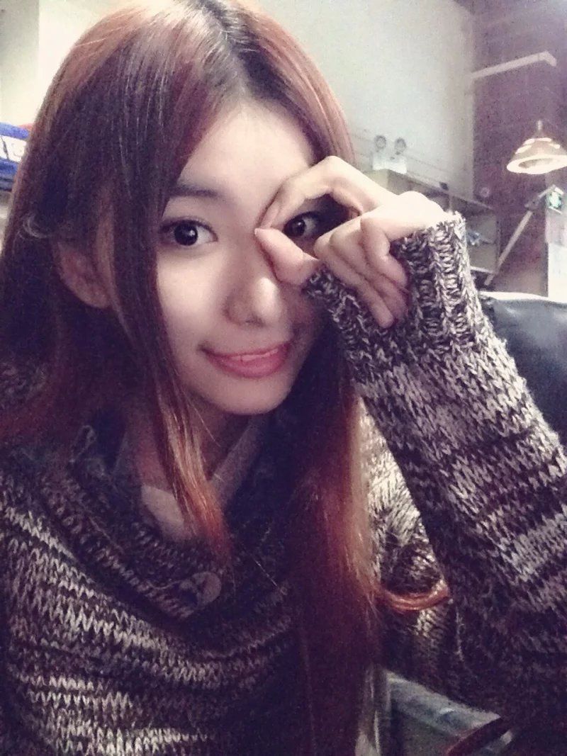 瑞瑞❤走调女王主播照片