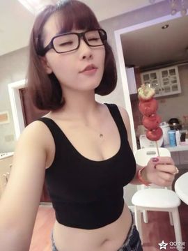 ♥╭任潇潇♥╭主播照片