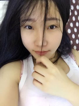 “茹果er；主播照片