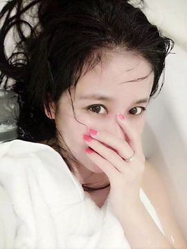 魅丽晴儿主播照片