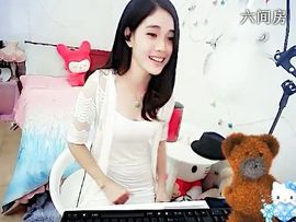 741946208主播照片