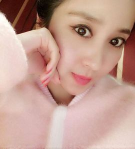 魅丽晴儿主播照片
