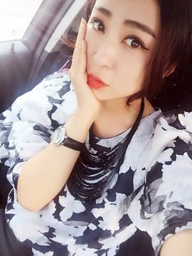 小美金桐主播照片