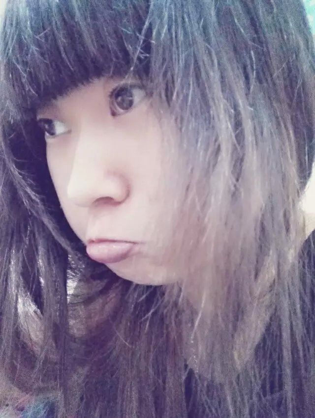 。梨落落的主播照片