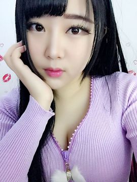 小小西521主播照片