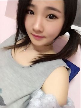 雪离儿主播照片