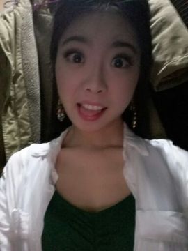 微微求升级主播照片