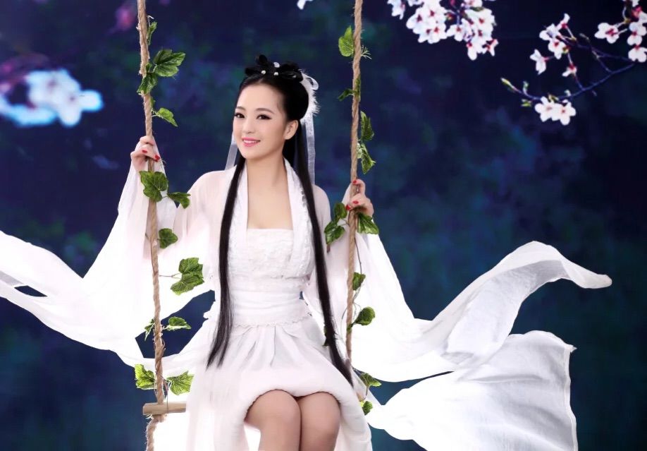 呆幽幽的主播照片