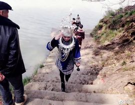 独宠丽娜__青儿主播照片