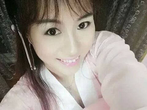 ㎕°梦雪海报