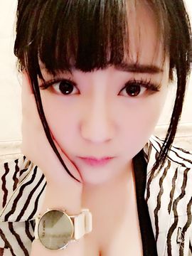 小小西521主播照片
