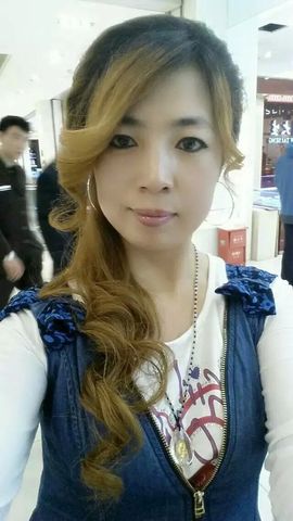~玫瑰等伊人~主播照片