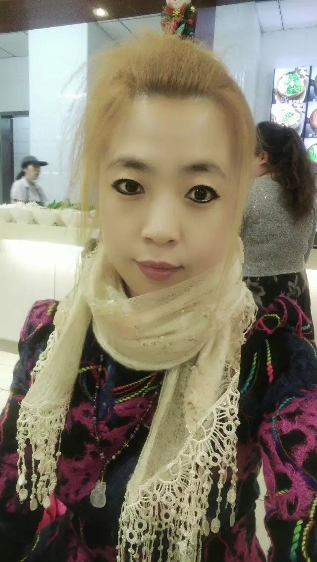 ~玫瑰等伊人~的主播照片