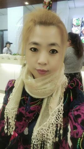 ~玫瑰等伊人~主播照片