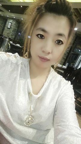 ~玫瑰等伊人~主播照片