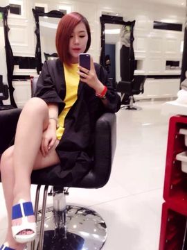车美美主播照片
